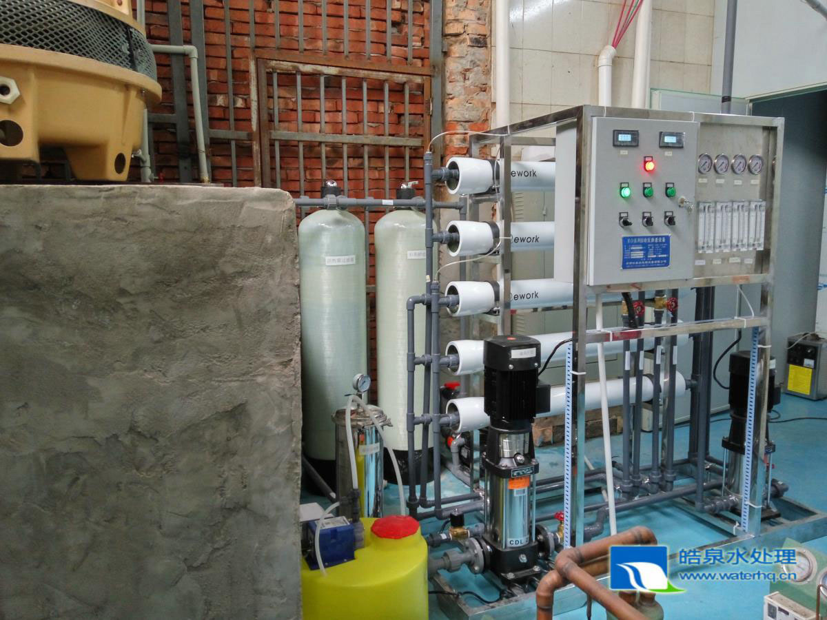 反滲透純凈水設(shè)備 反滲透純凈水設(shè)備